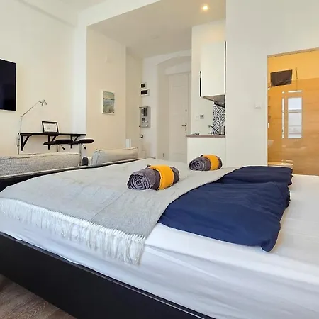 Pearl In The Center With View Apartamento *